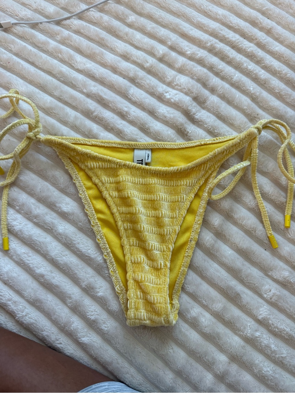 Triangl bottoms with bag